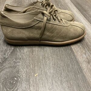 Tan Suede Men’s Trainers